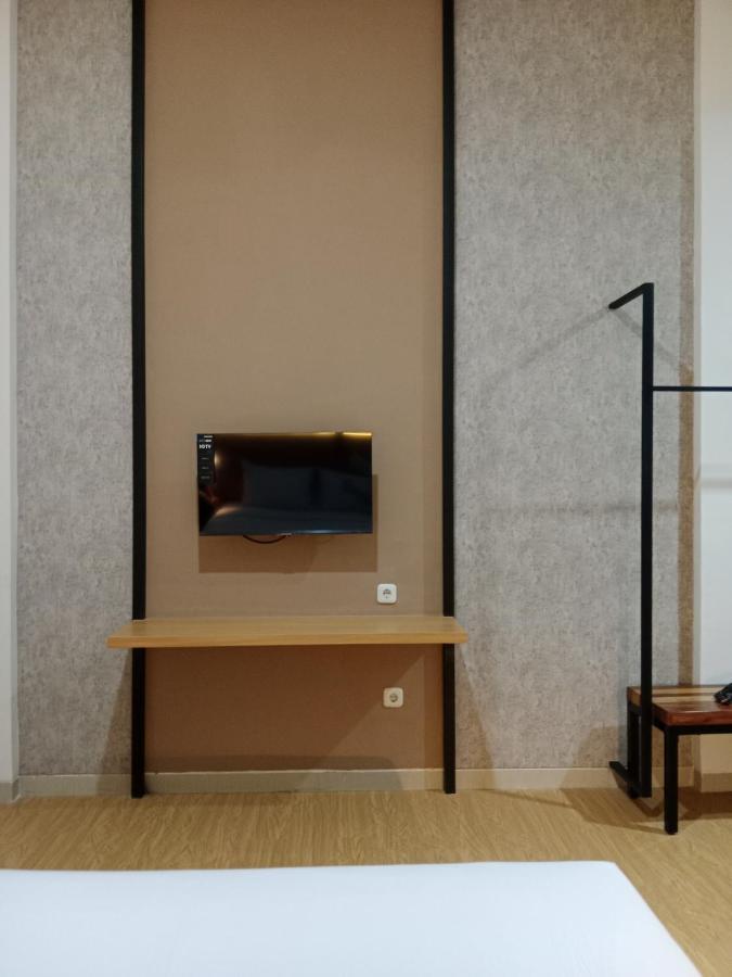 Andita Syariah Hotel สุราบายา ภายนอก รูปภาพ