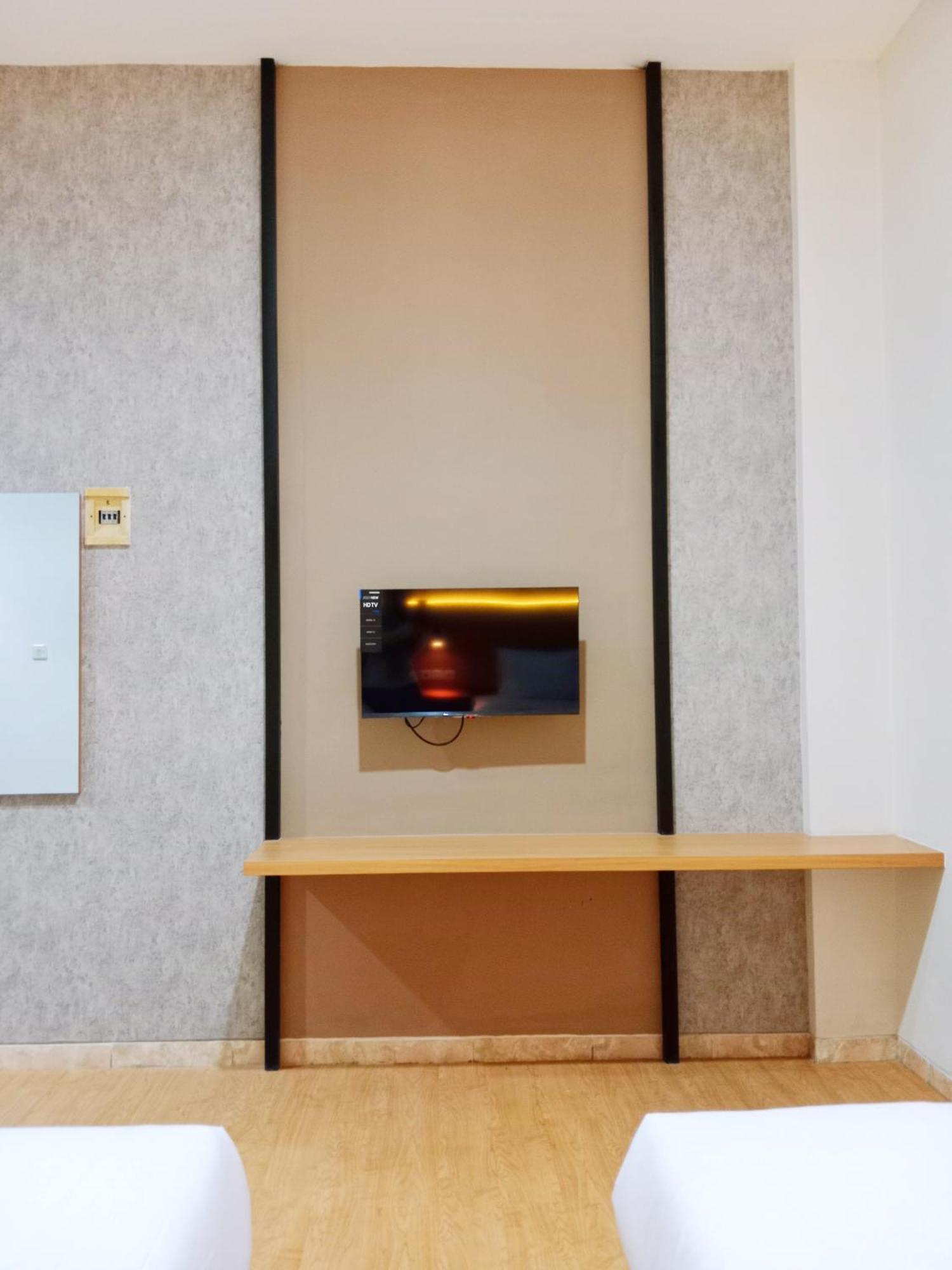 Andita Syariah Hotel สุราบายา ภายนอก รูปภาพ